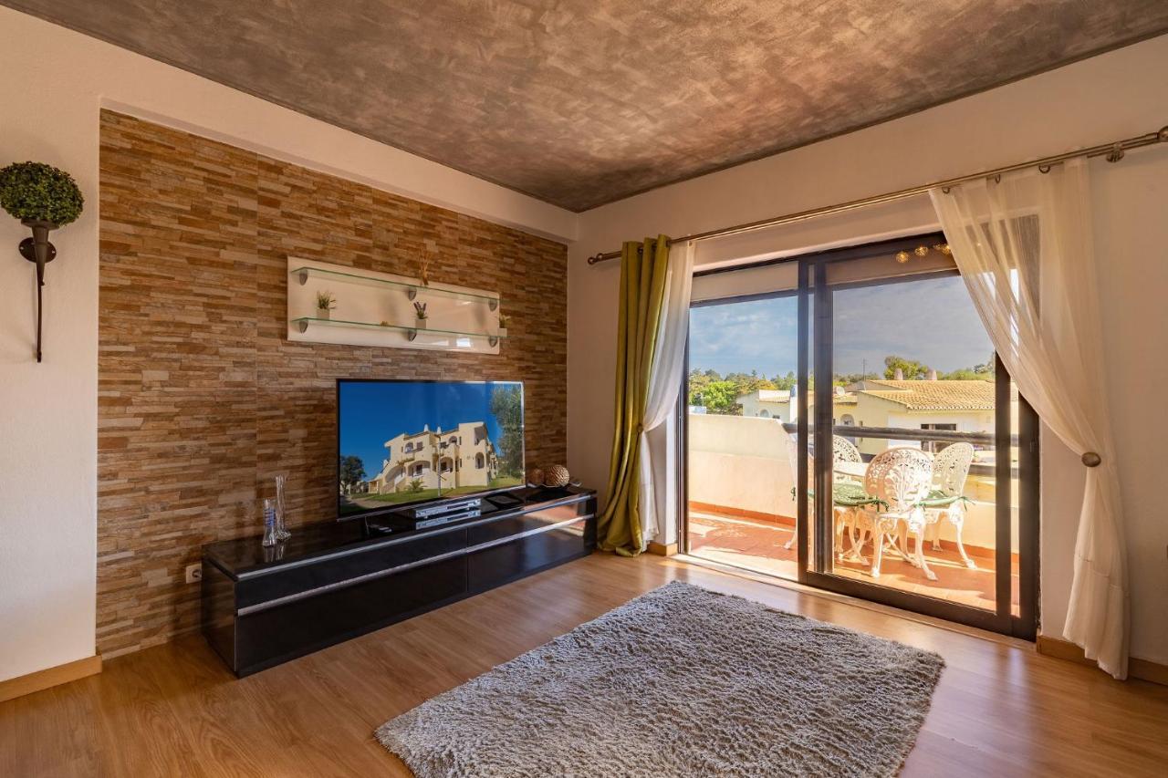 Lovely One Bedroom Apartment In Alvor Extérieur photo